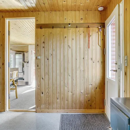 Holiday home Hilleborg - 100m From The Sea In Ne Jutland By Interhome Saeby (Nordjylland)