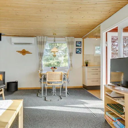 Hilleborg - 100m From The Sea In Ne Jutland By Interhome Holiday home